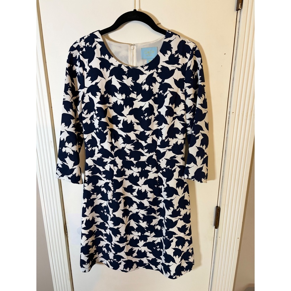 CeCe by Cynthia Steffe Navy Blue White Bird Print Shift Dress 4 3/4 Sleeve